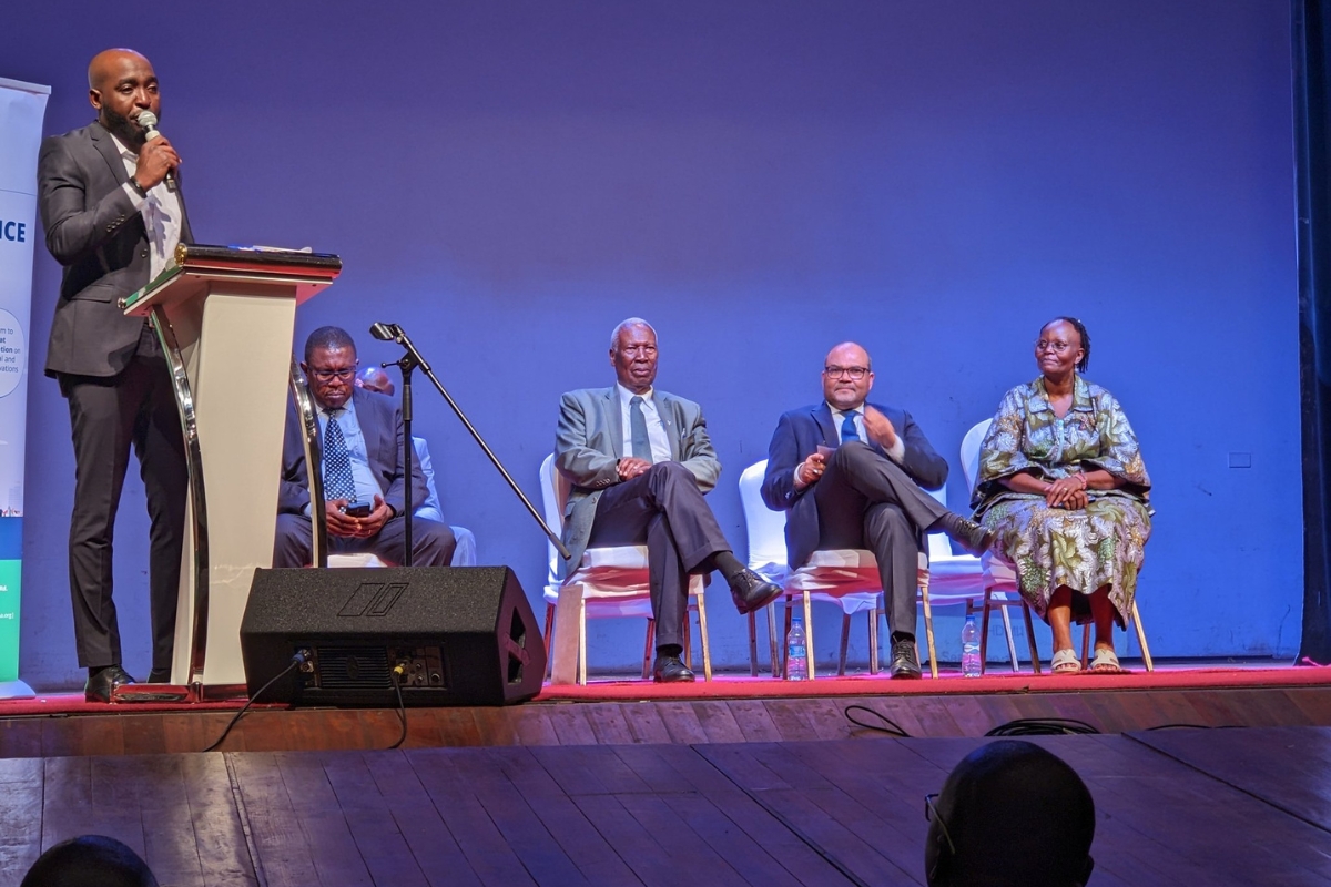 Dialogue on GMOs
